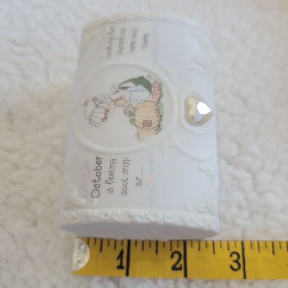 Precious Moments October Opal Birthstone Porcelain Trinket Box Pumpkin Chest